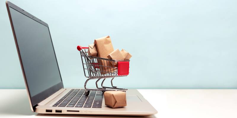 Pros and Cons of Shopping Online